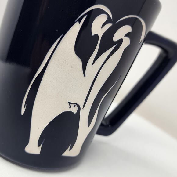 Sea World Etched Penguin Coffee Mug Navy Blue White Accent Logo on Handle NWT - Picture 3 of 8